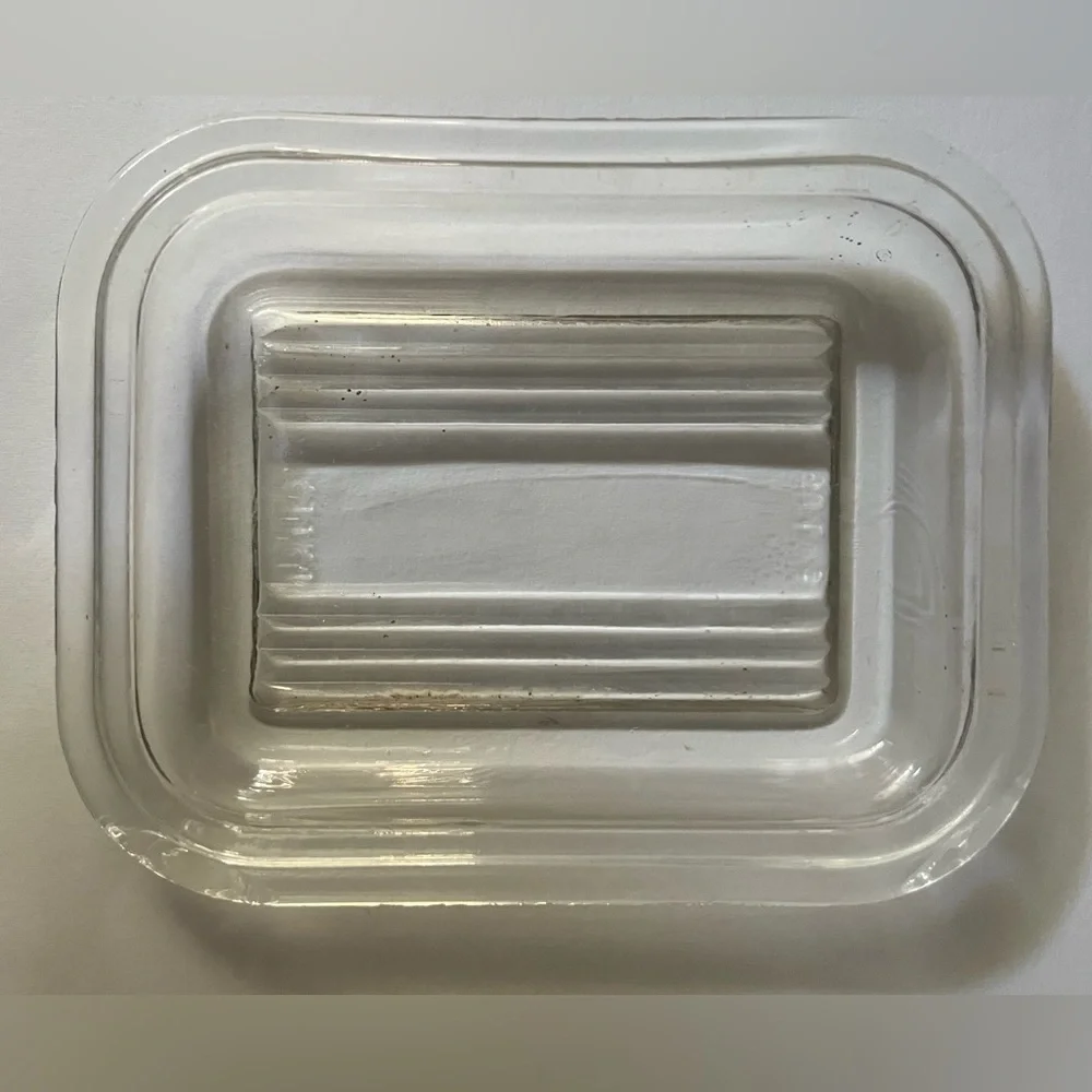 Vintage red pyrex 501-B with clear glass lid 501-C